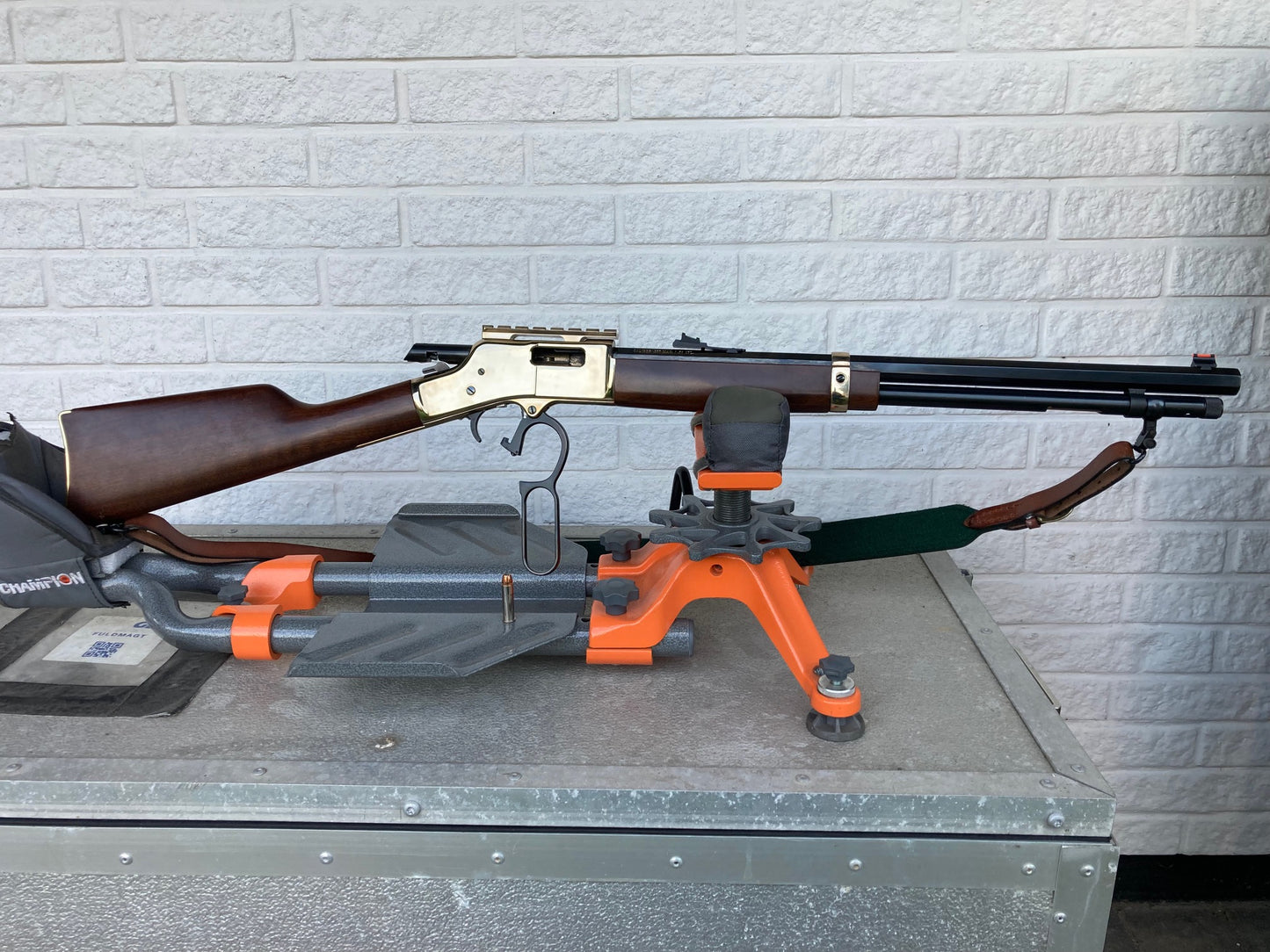 Henry Bøjlespænder Model - H008M Yellowboy