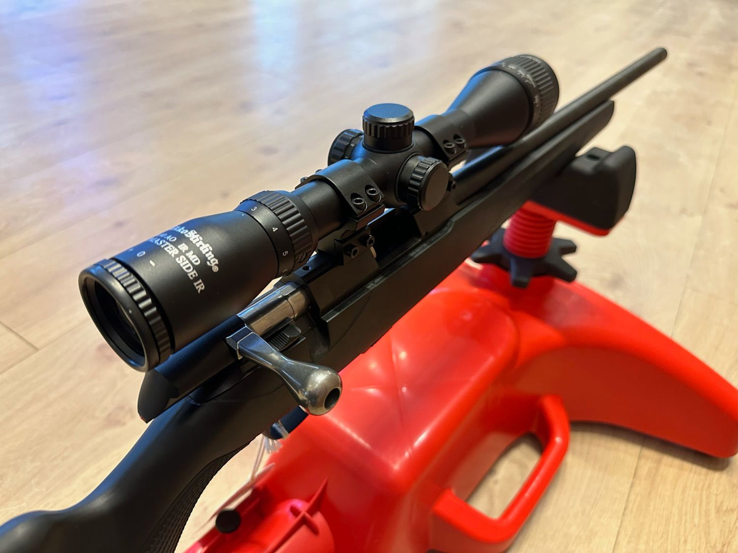 Tikka T1x RH 17HMR