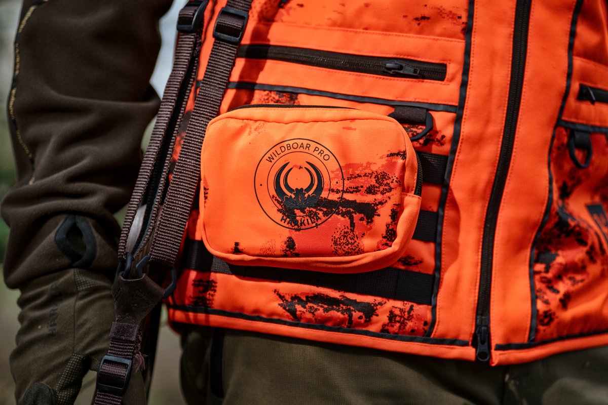 Härkila Wildboar Pro Blaze camo-vest