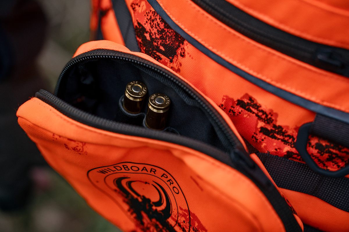 Härkila Wildboar Pro Blaze camo-vest
